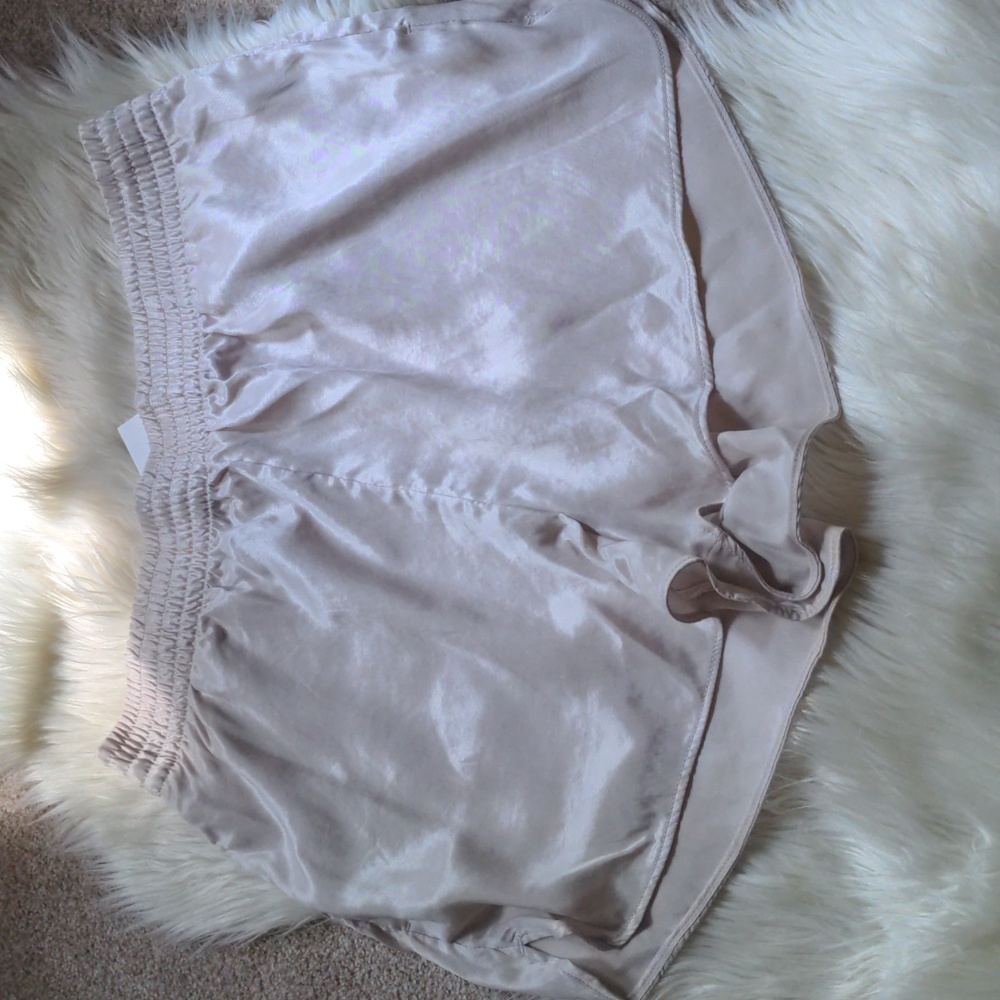 Pull on shorts, h&m, ivory metallic